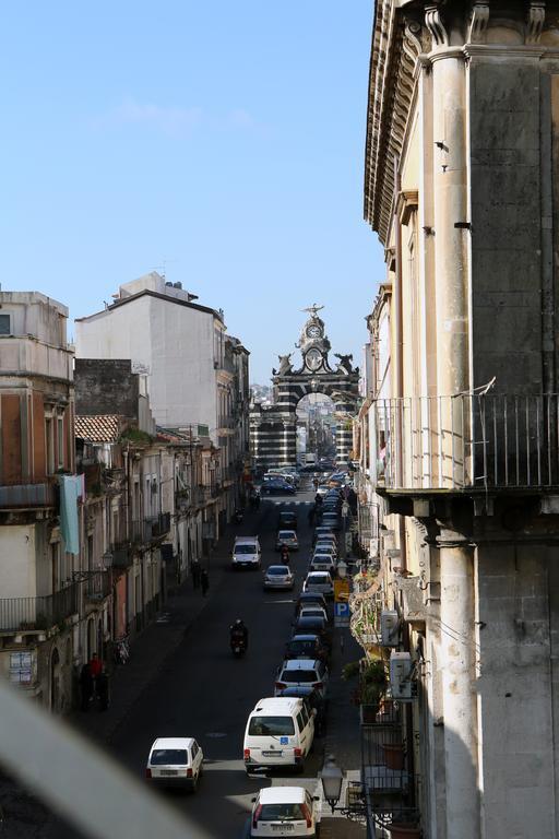 Le 3 B Catânia Exterior foto